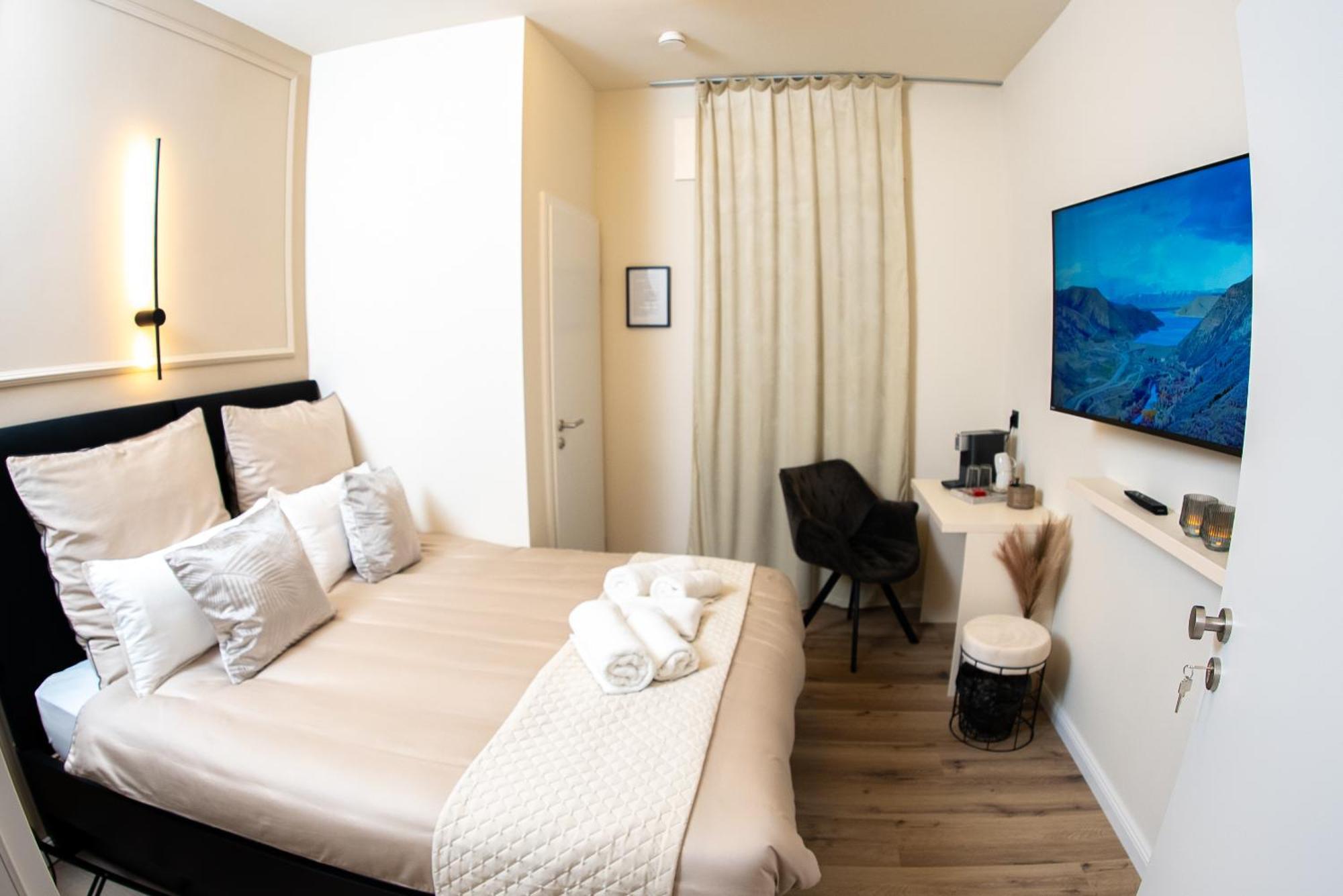 Angelinas Service Apartment 1 Oberhausen  Bagian luar foto